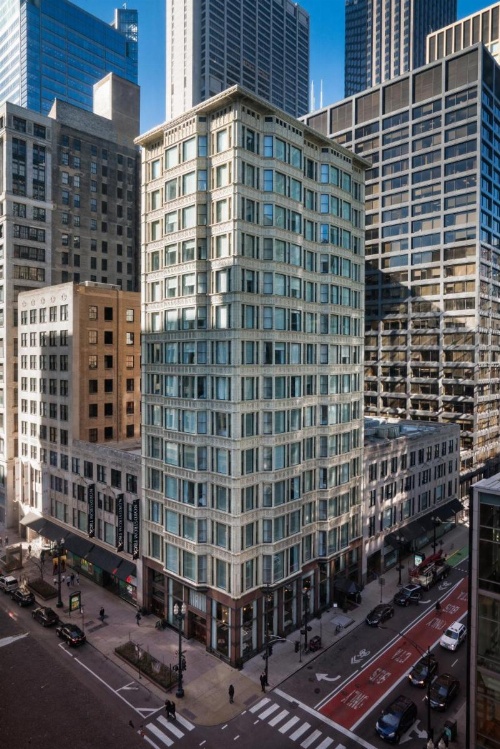 Staypineapple, An Iconic Hotel, The Loop image 45